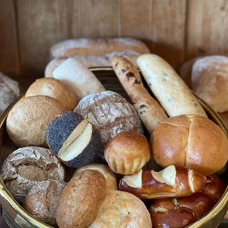 Boutique * Brione sopra Minusio